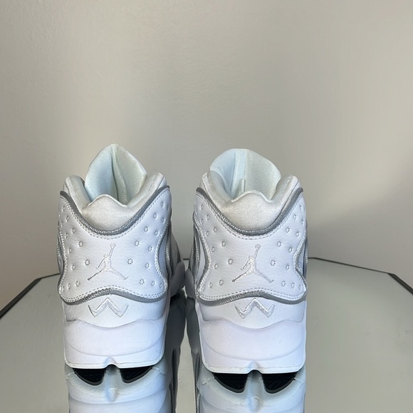 Jordan White Metallic Silver White WMNS AIR OG CW0907 100 - Size 8W NEW - Picture 7 of 10